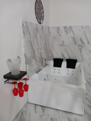 Jacuzzi Suite King Marsala